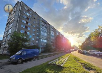 Продаю 2-ком. квартиру, 53 м2, Череповец, проспект Победы, 208