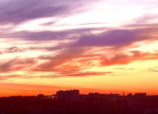 Продаю 3-ком. квартиру, 86 м2, Курск, улица Радищева, 20