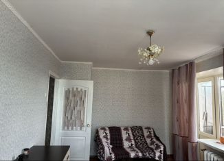 Сдаю в аренду 2-ком. квартиру, 46 м2, Туймазы, улица Комарова, 31