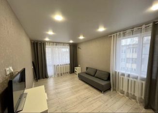 Сдаю в аренду однокомнатную квартиру, 34 м2, Казань, улица Гарифьянова, 36