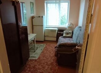 Продаю трехкомнатную квартиру, 61 м2, Златоуст, 1-й квартал, 27