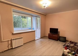 Продается 1-комнатная квартира, 32.2 м2, Ленинск-Кузнецкий, улица Васильева, 12