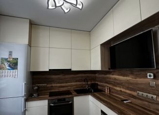 Продается двухкомнатная квартира, 57.1 м2, Чита, улица Курнатовского, 71к4