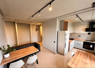 Продается трехкомнатная квартира, 58.2 м2, Бузулук, улица Рожкова, 61