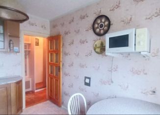 Сдается в аренду 3-ком. квартира, 66 м2, Чебоксары, улица Афанасьева, 9