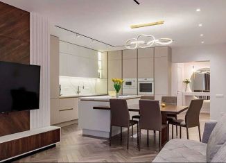 Трехкомнатная квартира на продажу, 73.2 м2, Сочи, улица Горького, 87/1, микрорайон Центральный