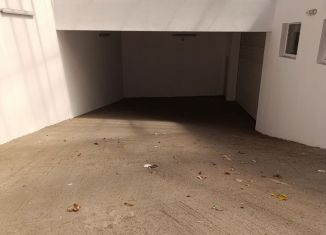 Продам машиноместо, 18 м2, Крым, улица Беспалова, 110В