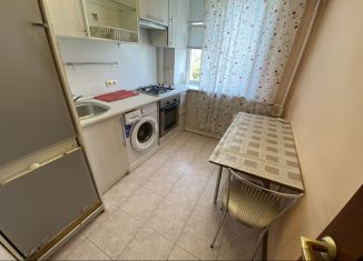 Сдам трехкомнатную квартиру, 56 м2, Ростов-на-Дону, проспект Стачки, 215