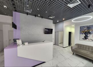 Сдам в аренду помещение свободного назначения, 14 м2, Санкт-Петербург, метро Новочеркасская, Дальневосточный проспект, 12к2