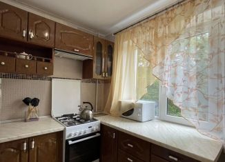 Сдам в аренду 1-ком. квартиру, 37 м2, Республика Башкортостан, улица Шота Руставели, 27/2