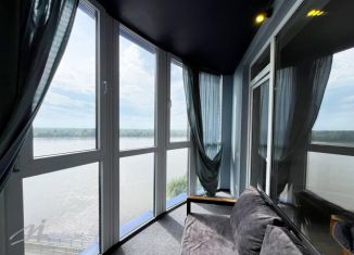 Продаю 1-ком. квартиру, 57.2 м2, Барнаул, Приречная улица, 9