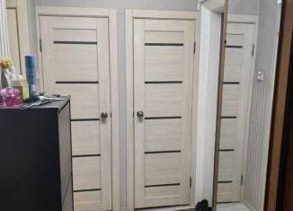 Сдам 2-ком. квартиру, 45.2 м2, Санкт-Петербург, Ленская улица, 15, метро Ладожская