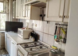 Продам 2-комнатную квартиру, 56 м2, Саратов, Ульяновская улица, 27/35