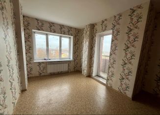 Продам 2-ком. квартиру, 54.4 м2, Великие Луки, улица Заслонова, 42