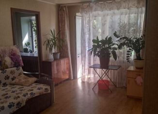 Продам 2-ком. квартиру, 43.4 м2, Сарапул, улица Азина, 50