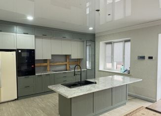 1-комнатная квартира на продажу, 35 м2, Махачкала, улица Ирчи Казака, 37