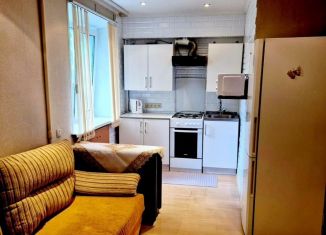 Сдам в аренду 1-комнатную квартиру, 40 м2, Подольск, Советская улица, 25