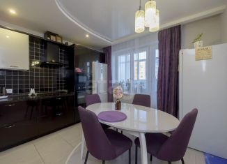 Продается 3-комнатная квартира, 89.8 м2, Тюмень, Широтная улица, 172к2, ЖК Юбилейный