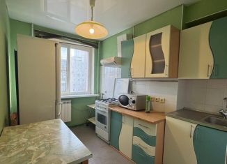 Сдам в аренду 2-ком. квартиру, 52 м2, Ростов-на-Дону, Пушкинская улица, 197