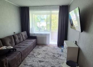 Продается 3-комнатная квартира, 58 м2, Дивногорск, улица Чкалова, 70