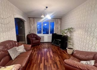 Продам 3-комнатную квартиру, 66 м2, Удмуртия, 7-я Подлесная улица, 32