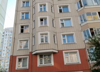 Продам 2-ком. квартиру, 56.8 м2, Подольск, Садовая улица, 7к1