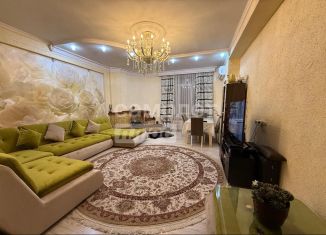 Продам трехкомнатную квартиру, 92 м2, Дербент, улица 345-й Дагестанской Стрелковой Дивизии, 6