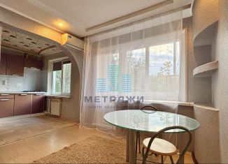 Сдается 2-комнатная квартира, 45 м2, Калуга, улица Суворова, 56