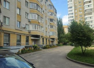 Сдам в аренду однокомнатную квартиру, 52 м2, Тамбов, улица Чичерина, 58