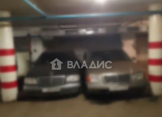 Продаю машиноместо, Нижний Новгород, Большая Печёрская улица, 39