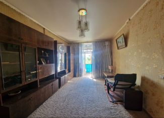 Продается 2-комнатная квартира, 53.6 м2, Магнитогорск, Первомайская улица, 5