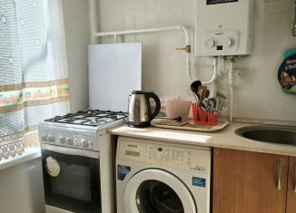 Сдаю в аренду двухкомнатную квартиру, 48 м2, Таганрог, улица Свободы, 35