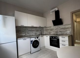 Сдаю в аренду 2-ком. квартиру, 52 м2, Краснодар, Российская улица, 267к5, Музыкальный микрорайон