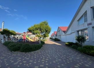 Сдам коттедж, 45 м2, поселок городского типа Заозерное, улица Аллея Дружбы