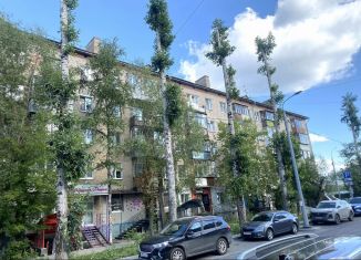 Продается 1-комнатная квартира, 30.3 м2, Пермь, улица Белинского, 49