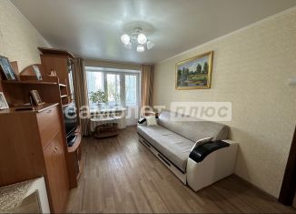 Продам 2-комнатную квартиру, 44.3 м2, Октябрьский, 35-й микрорайон, 7