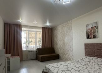 Продам 1-комнатную квартиру, 47 м2, Чебоксары, проспект Тракторостроителей, 70