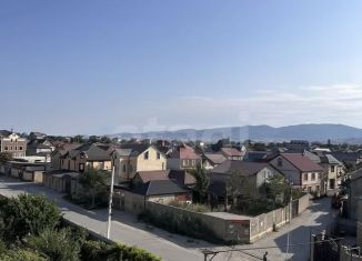 Продажа четырехкомнатной квартиры, 150 м2, Махачкала, улица Кавалеров Орденов Славы, 51