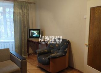 Сдам однокомнатную квартиру, 30 м2, Ломоносов, Михайловская улица, 18А