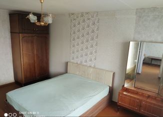 Сдам в аренду комнату, 33 м2, Екатеринбург, проспект Седова, 30