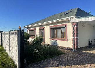 Сдается в аренду коттедж, 130 м2, Крым, 11-я Садовая улица