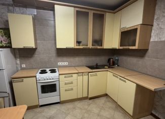 Сдаю однокомнатную квартиру, 43 м2, Уфа, улица Мингажева, 140