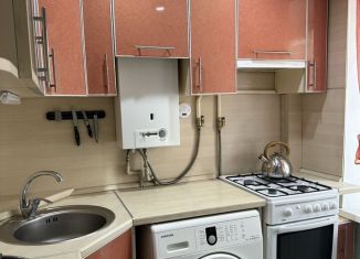 Трехкомнатная квартира на продажу, 59 м2, Дзержинск, улица Рудольфа Удриса, 4