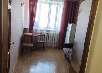 Сдается в аренду квартира студия, 17 м2, Тольятти, улица Баныкина, 70