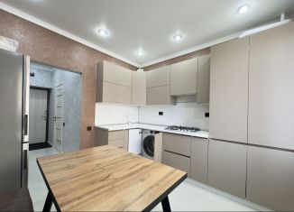 Сдается 2-ком. квартира, 56 м2, Армавир, Новороссийская улица, 75