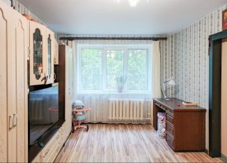 Продаю 4-комнатную квартиру, 76.3 м2, Гатчина, улица Хохлова, 4