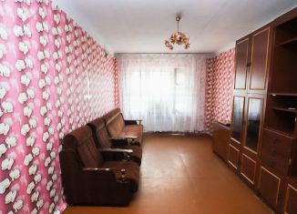 Продам 3-ком. квартиру, 62.2 м2, Адыгея, Октябрьская улица, 21