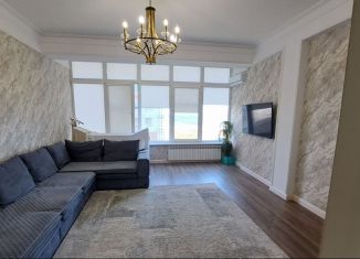 Сдается в аренду 2-комнатная квартира, 85 м2, Махачкала, Магарамкентская улица, 40