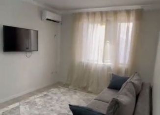 Сдача в аренду двухкомнатной квартиры, 40 м2, Махачкала, улица Магомета Гаджиева, 136