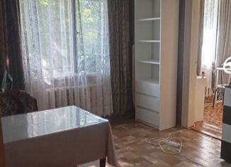 Продам однокомнатную квартиру, 43 м2, Бузулук, улица Чапаева, 1